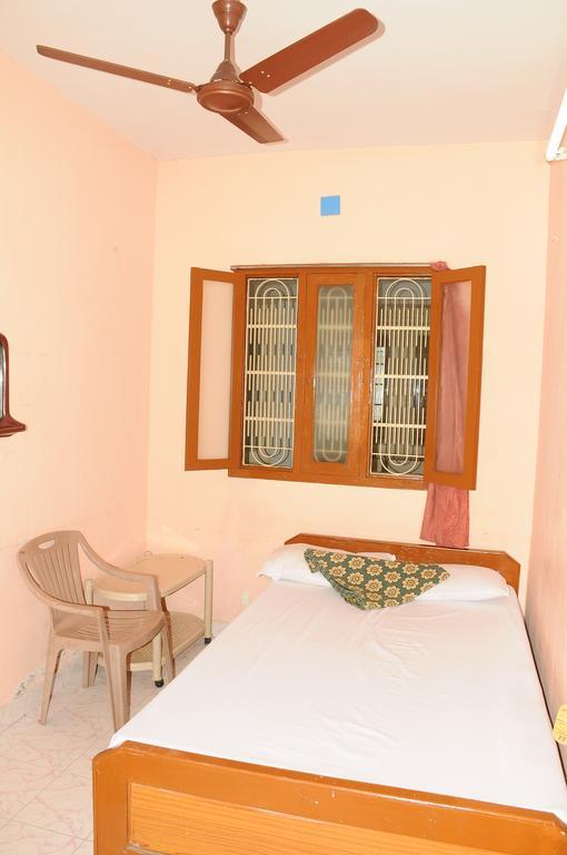 Arunachala Ramana Home Tiruvannāmalai Esterno foto