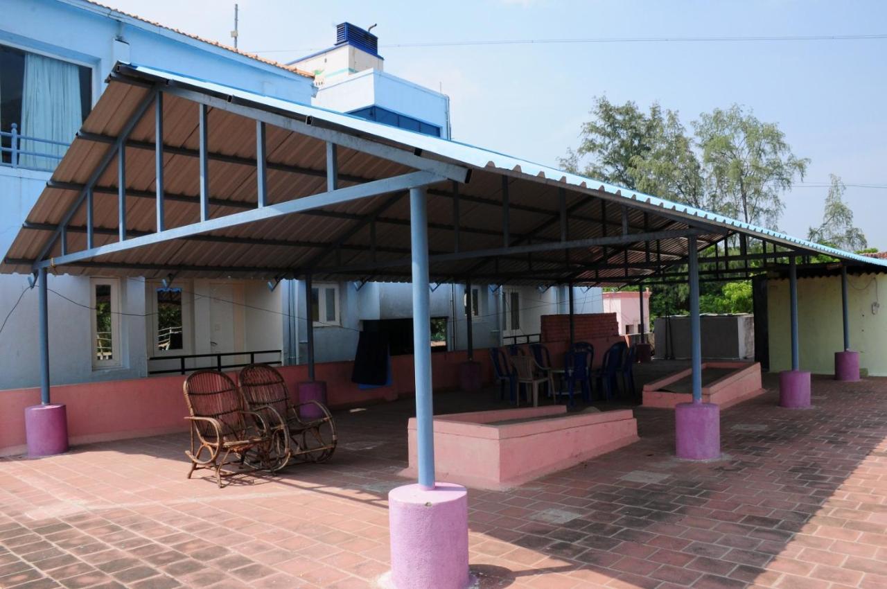 Arunachala Ramana Home Tiruvannāmalai Esterno foto